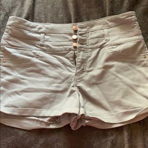 Refuge High Waisted Short Size 14
